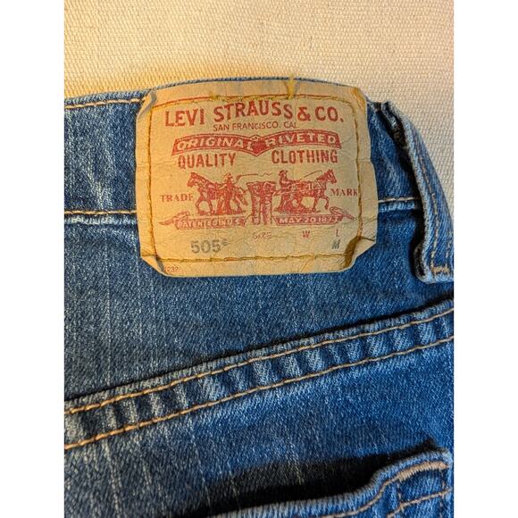Levis 505 Low Rise Women's Nouveau Low Straight Leg 6M Y2K - Picture 3 of 5